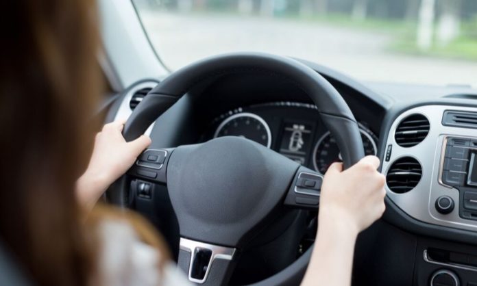Five Common Driving Mistakes to Avoid